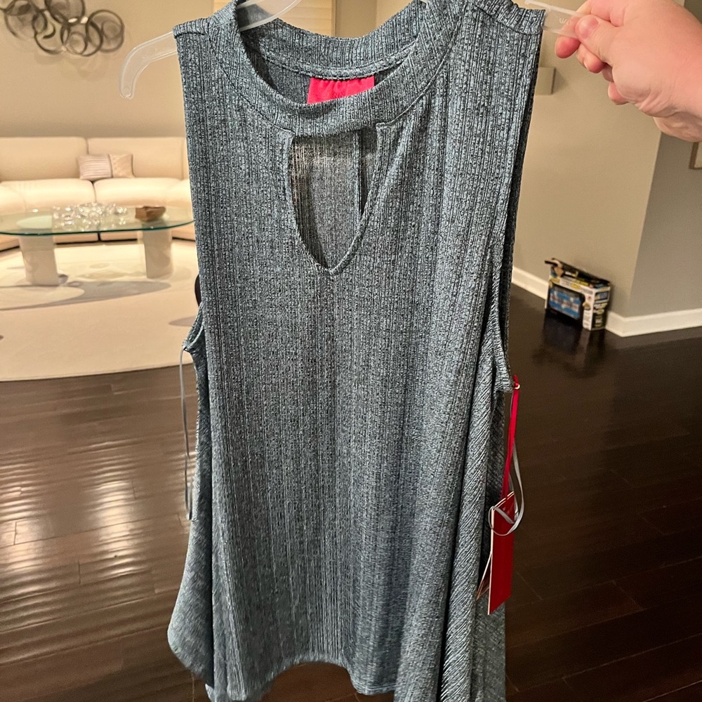 Sleeves top